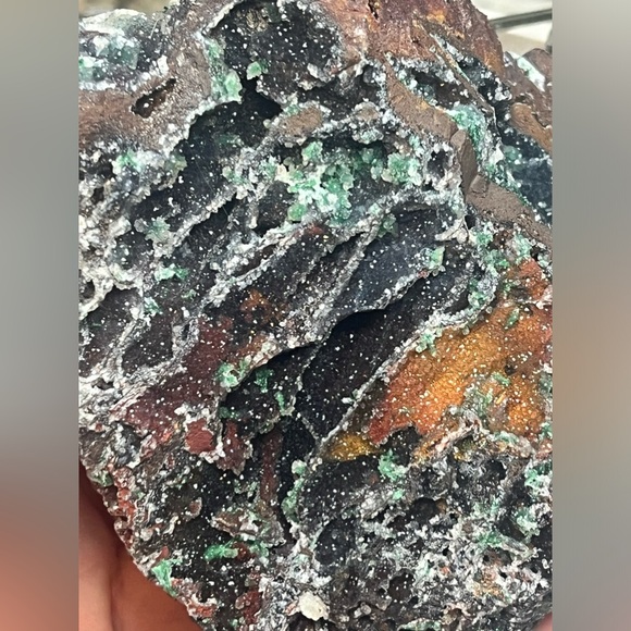 Druzy Malachite on Matrix - Picture 8 of 9